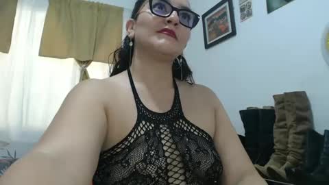Snapshot of hammer9247 chatting on 09.17.25 hammer9247 online show from 09.17.25