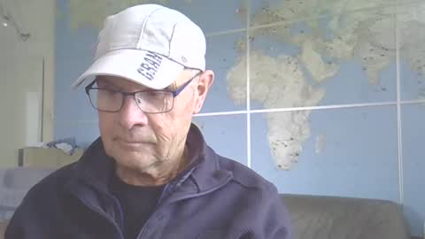 Snapshot of hamto65 chatting on 02.24.25 Prefer men 80 online show from 02.24.25