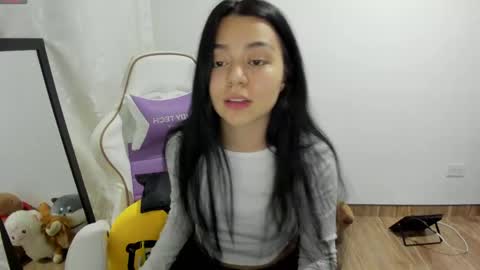 Snapshot of hana_garcia chatting on 05.18.26 Hana Garcia online show from 05.18.26