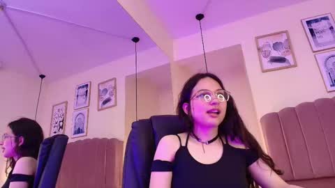 hanabie_ online show from 02.11.26