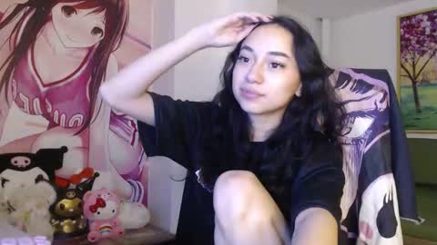 Snapshot of hanaku_8 chatting on 09.30.25 Hanaku online show from 09.30.25