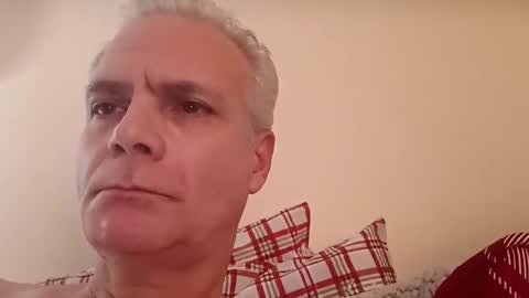 Snapshot of hand69someguy chatting on 12.14.24 hand69someguy online show from 12.14.24