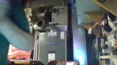 Snapshot of handiemanhere chatting on 11.09.25 naked man online show from 11.09.25