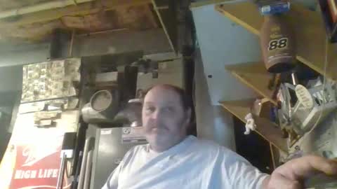 Snapshot of handiemanhere chatting on 02.08.26 naked man online show from 02.08.26