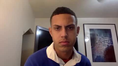 Snapshot of handsome01_ chatting on 11.30.25 handsome01_ online show from 11.30.25