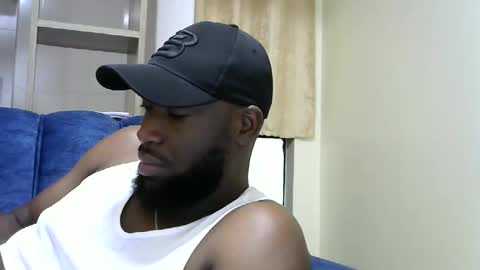 Snapshot of handsome_king30 chatting on 12.19.24 handsome king online show from 12.19.24