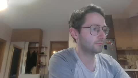 Snapshot of handsome_sasha chatting on 02.05.25 Sasha online show from 02.05.25