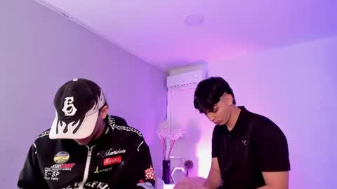 Snapshot of handsomeboys19 chatting on 06.20.26 leonardfarrucknick and otis online show from 06.20.26