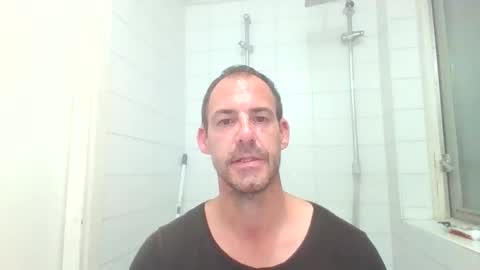 Snapshot of handsomeguy4ever chatting on 09.25.25 handsomeguy4ever online show from 09.25.25