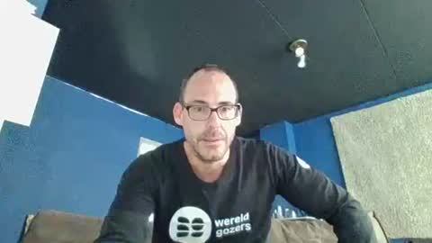 Snapshot of handsomeguy4ever chatting on 12.01.25 handsomeguy4ever online show from 12.01.25