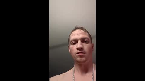 Snapshot of handsomerob42 chatting on 03.06.26 handsomerob42 online show from 03.06.26