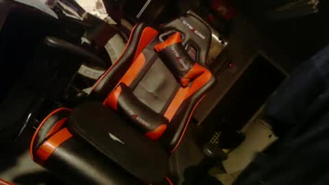 Snapshot of handyman5303 chatting on 01.05.25 Handystudman online show from 01.05.25