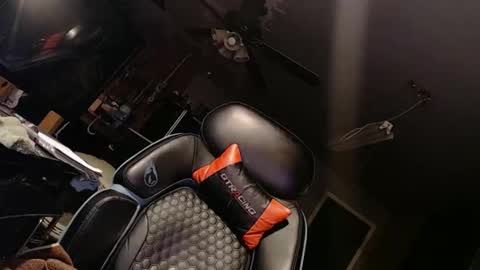 Snapshot of handyman5303 chatting on 11.11.25 Handystudman online show from 11.11.25