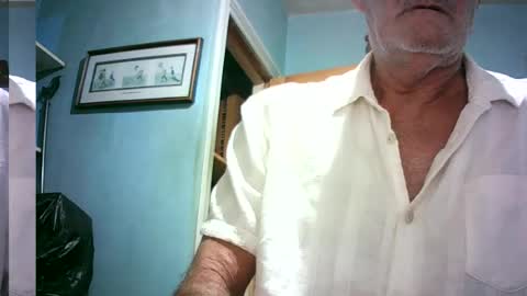 Snapshot of handymanforyou177322 chatting on 06.12.26 handymanforyou177322 online show from 06.12.26