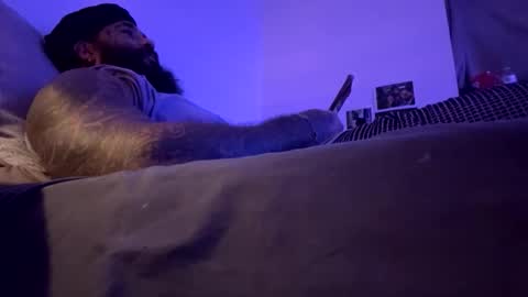 Snapshot of hangjball chatting on 11.30.25 hangjball online show from 11.30.25