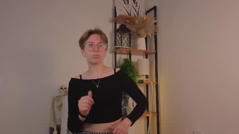 Nora online show from 07.19.26