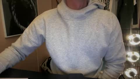 Snapshot of hankmoody6 chatting on 02.05.25 hanky online show from 02.05.25