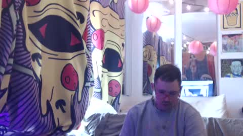 Snapshot of hankrams chatting on 07.17.26 hank rams online show from 07.17.26