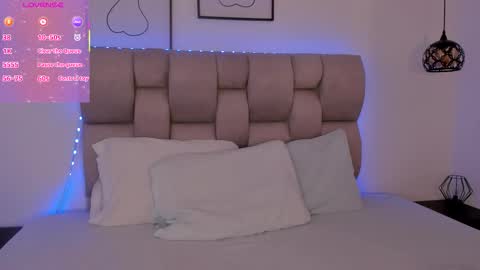 hanna__evans_ online show from 01.13.26