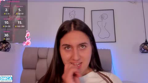 hanna__evans_ online show from 02.22.26