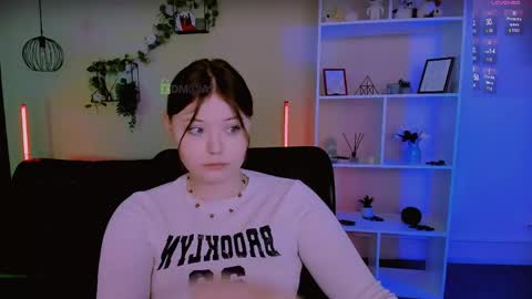 Snapshot of hanna__moon1 chatting on 05.25.26 Hanna online show from 05.25.26
