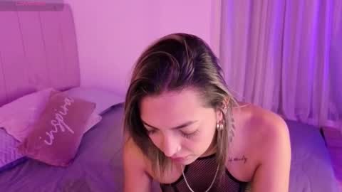 Snapshot of hanna_and_samantha chatting on 10.16.25 Hanna And Samantha online show from 10.16.25