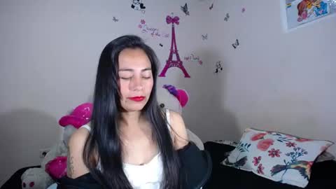 Snapshot of hanna_girl21 chatting on 06.21.26 HANNA online show from 06.21.26