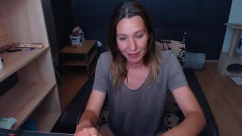 hanna_ha online show from 06.19.26