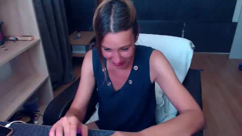 hanna_ha online show from 08.09.26