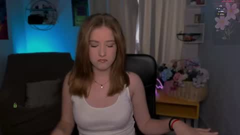 Snapshot of hanna_kiss3 chatting on 07.28.26 Hanna online show from 07.28.26