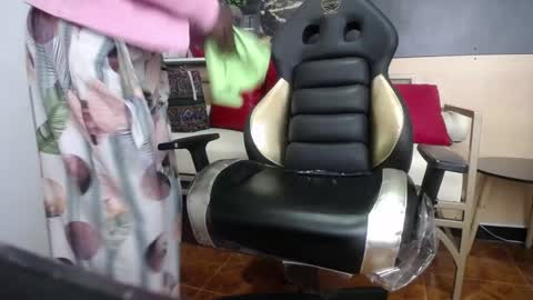 hanna_lamber online show from 01.09.25