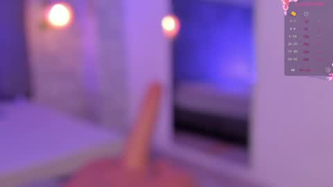 Hanna Lee online show from 12.04.24