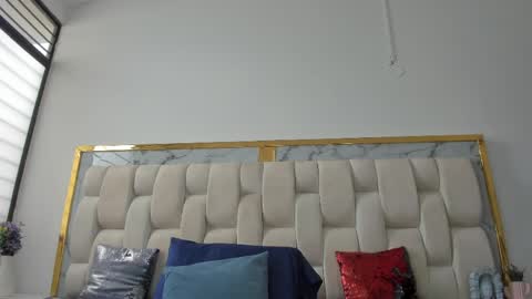 Hanna lens online show from 04.11.26