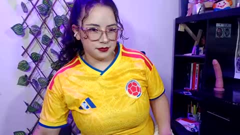 hanna_moons online show from 07.04.26