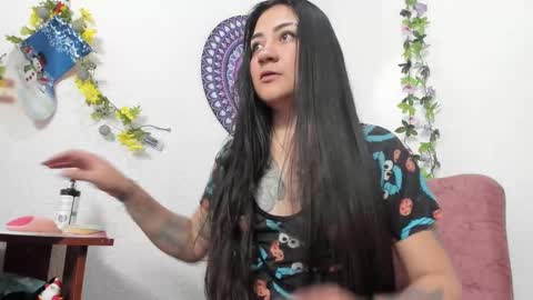 Snapshot of hanna_moore1 chatting on 12.26.24 Camila online show from 12.26.24