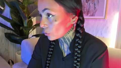 EVA online show from 01.18.26