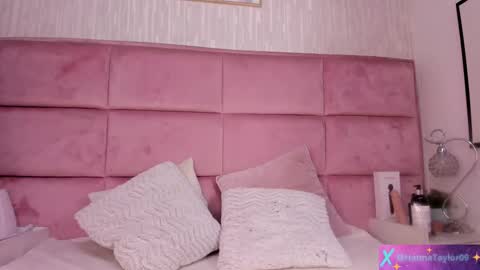 Snapshot of hanna_taylorr chatting on 10.09.25  Hanna  online show from 10.09.25