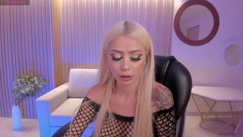 Snapshot of hannaconnor_ chatting on 03.05.25 Hanna Connor online show from 03.05.25