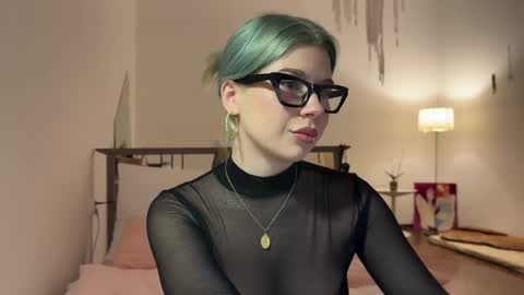 Hannah Allin online show from 02.24.25