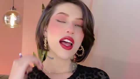 Hannah  online show from 06.14.26