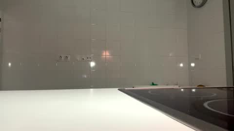 hannah kiim online show from 04.04.26