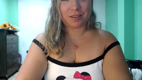 hannahevans2 online show from 07.16.26
