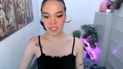 HANNAH online show from 05.04.26