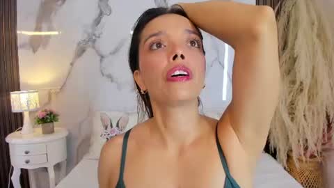 Hannahill69 online show from 07.29.26