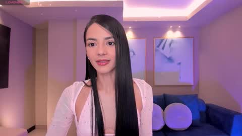 Snapshot of hannahjamesx chatting on 02.17.26 HANNAH J online show from 02.17.26
