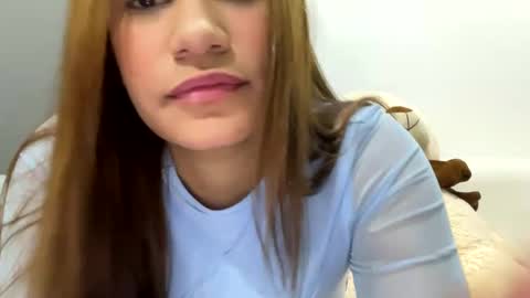 Snapshot of hannakoff chatting on 01.22.25 hannakoff online show from 01.22.25