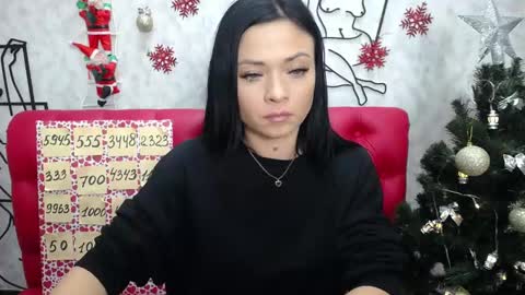 HannaLopas online show from 12.17.24