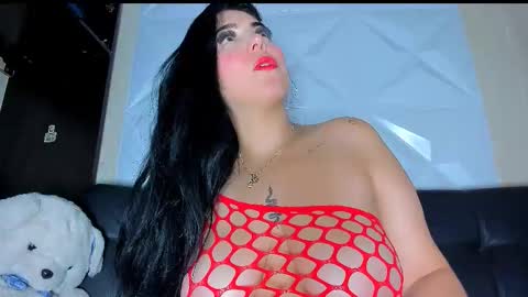 Snapshot of hannalopez02 chatting on 09.26.25 Hanna Independent Model online show from 09.26.25