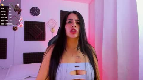 Hanna  online show from 12.13.25