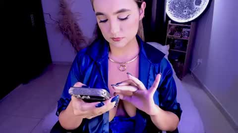    online show from 06.12.26